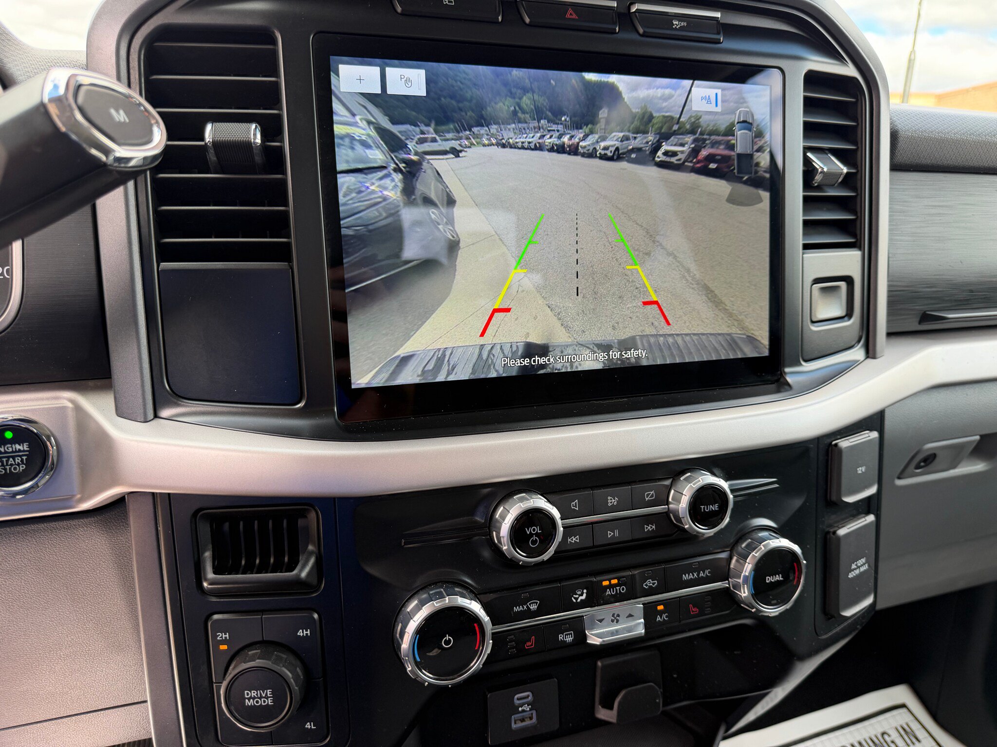 Used 2023 Ford F150 XLT AWD/4WD image 10
