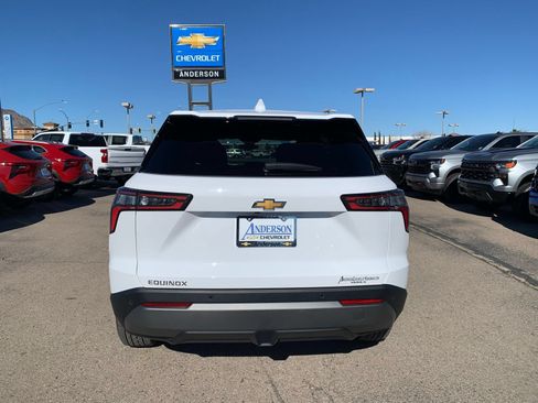 New 2026 Chevrolet Equinox LT FWD image 7