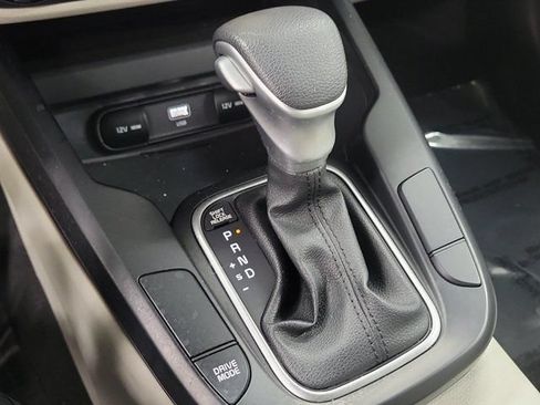 Certified 2023 Kia Soul LX FWD image 31