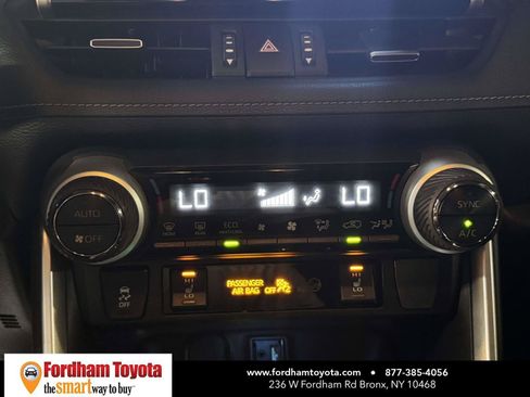 Used 2019 Toyota RAV4 Limited w/ Advanced Technology Package AWD/4WD image 29