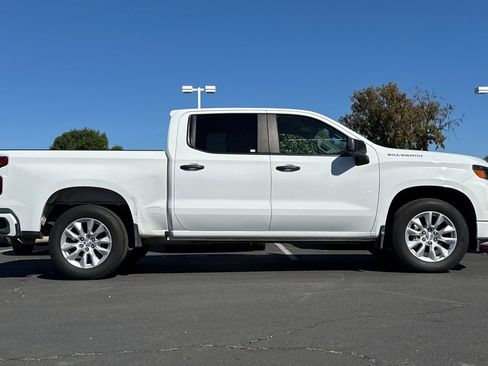 Used 2022 Chevrolet Silverado 1500 Custom RWD image 4