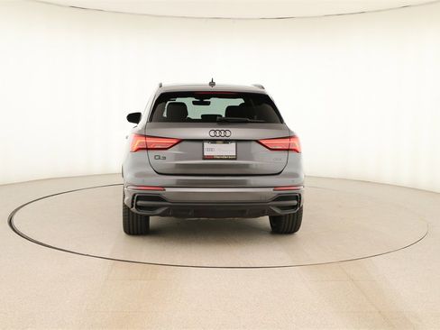 Certified 2025 Audi Q3 2.0T Premium Plus w/ Premium Plus Package image 5