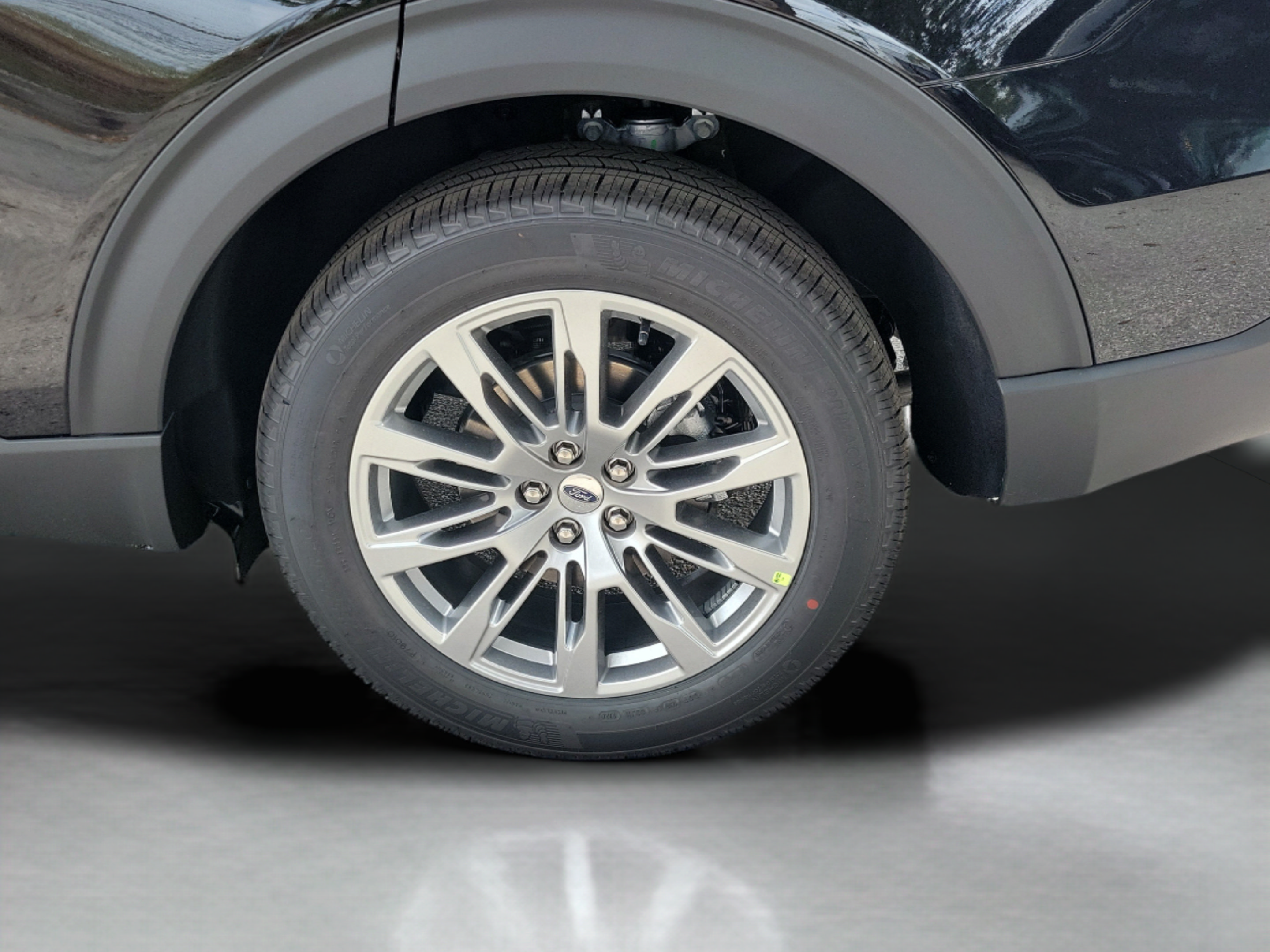 New 2026 Ford Explorer Platinum RWD image 30