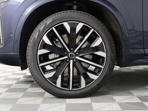 New 2026 Volvo XC90 B6 Plus image 12