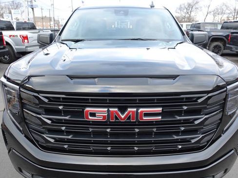 Used 2024 GMC Sierra 1500 Elevation AWD/4WD image 7