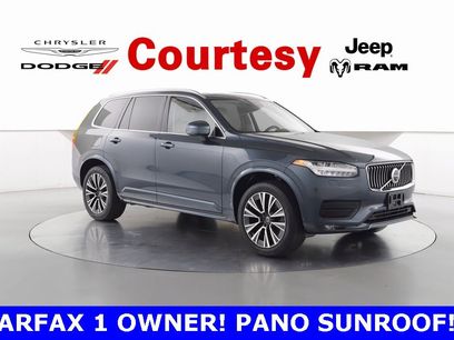 Used 2022 Volvo XC90 T5 Momentum w/ Advanced Package