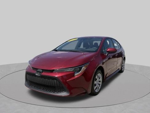 Used 2022 Toyota Corolla LE FWD image 1