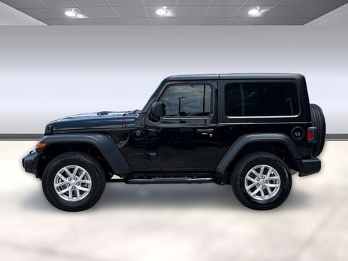 Used 2023 Jeep Wrangler Sport AWD/4WD image 2