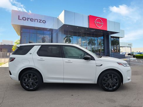 Used 2023 Land Rover Discovery Sport S R-Dynamic image 4