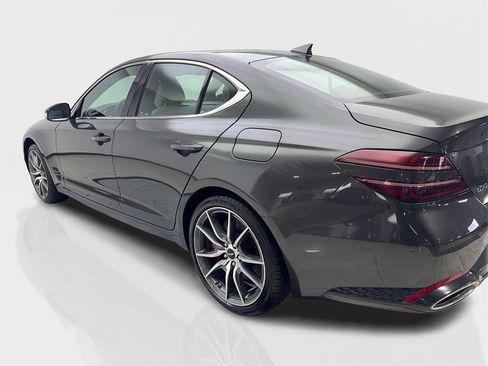 Used 2025 Genesis G70 2.5T image 14