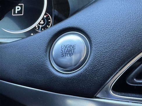 Used 2021 Hyundai Palisade Limited image 9