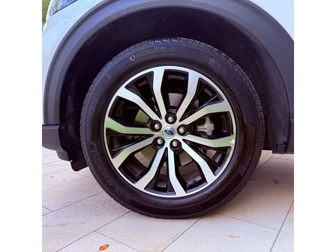 Used 2025 Ford Explorer ST-Line AWD/4WD image 38