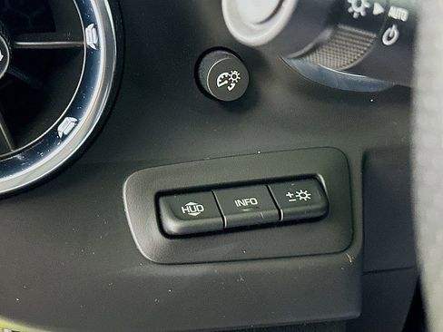 Used 2021 Chevrolet Camaro SS image 10