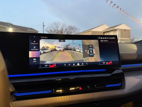 Used 2026 BMW 530i xDrive image 27