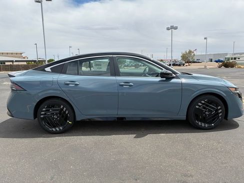 New 2026 Nissan Sentra SR FWD image 7