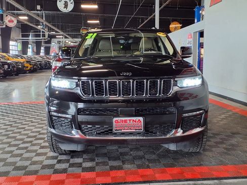 Used 2021 Jeep Grand Cherokee L Limited w/ Luxury Tech Group II image 2