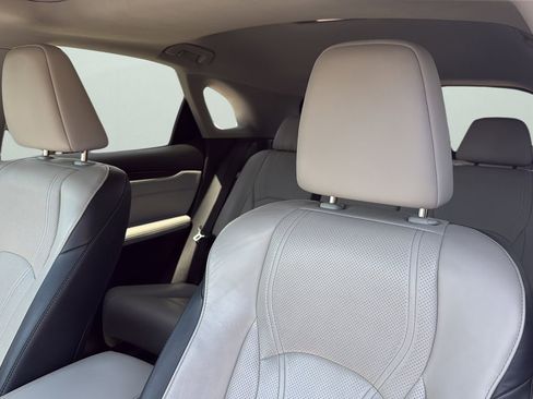 Used 2017 Lexus RX 350 AWD image 8