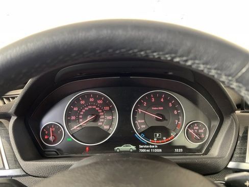 Used 2018 BMW 330i xDrive Sedan w/ Premium Package image 22