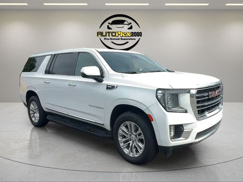 Used 2023 GMC Yukon XL SLT w/ SLT Luxury Package RWD image 1