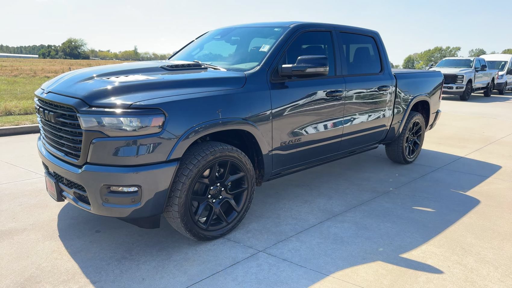 Used 2025 RAM 1500 Laramie w/ Night Edition AWD/4WD image 4