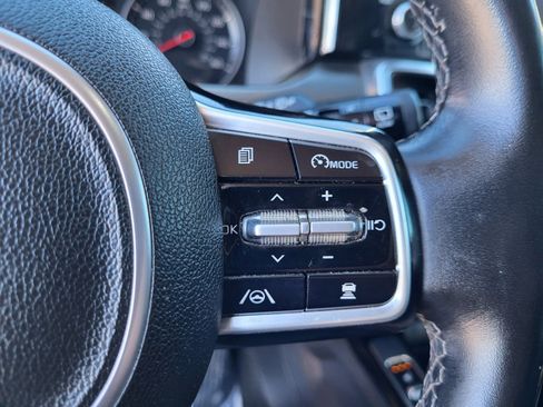 Used 2021 Kia Sorento SX image 30