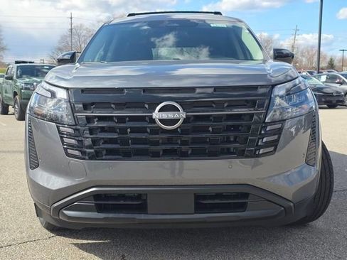 New 2026 Nissan Pathfinder SV image 10