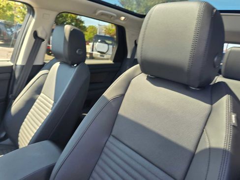 Certified 2024 Land Rover Discovery Sport S image 25