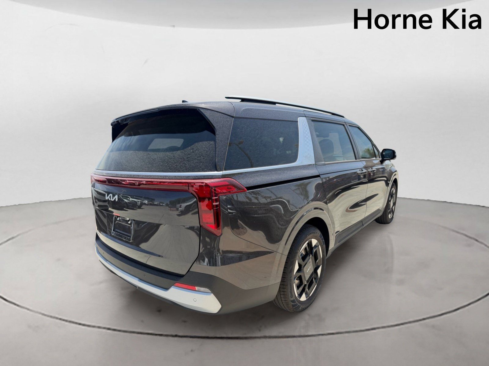 New 2026 Kia Carnival EX FWD image 4