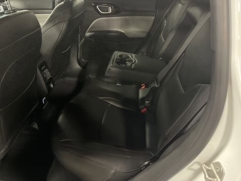 Used 2024 Jeep Compass Limited image 11