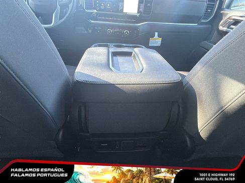 New 2026 GMC Sierra 1500 SLE w/ Preferred Package RWD image 23