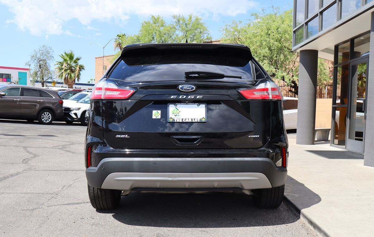 Used 2021 Ford Edge SEL w/ Cargo Accessory Package AWD/4WD image 11