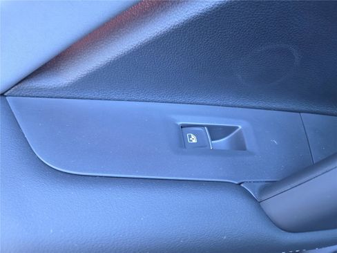 New 2025 Volkswagen Tiguan SE R-Line image 28