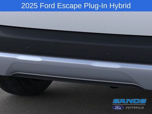 New 2025 Ford Escape Base image 23