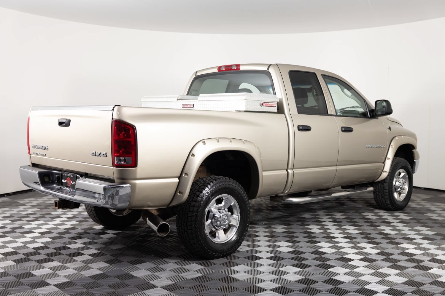 Used 2004 Dodge Ram 2500 Truck SLT w/ Trailer Tow Group AWD/4WD image 8