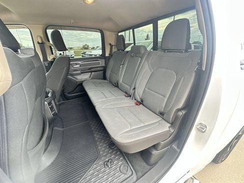 Used 2019 RAM 1500 Big Horn AWD/4WD image 26