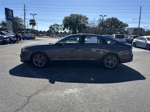 Certified 2024 Honda Accord EX image 8