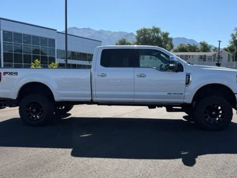 Used 2019 Ford F350 Platinum w/ Platinum Ultimate Package AWD/4WD image 2