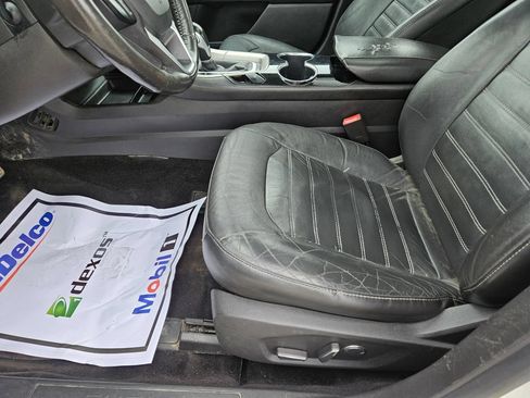 Used 2014 Ford Fusion SE w/ Equipment Group 202A FWD image 21