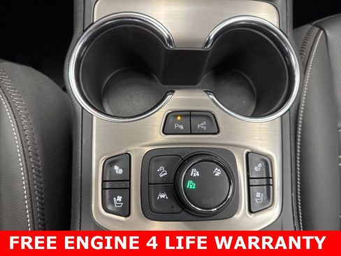 Used 2023 GMC Terrain Denali w/ Denali Premium Package image 19