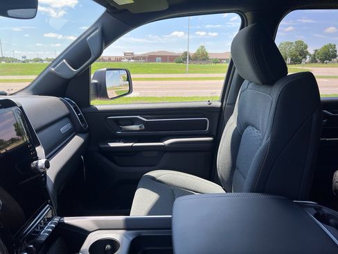 New 2026 RAM 1500 Big Horn AWD/4WD image 18