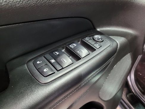 Used 2018 Jeep Grand Cherokee Laredo image 46