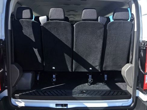 Used 2023 Ford Transit 350 XLT image 10