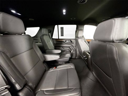 Used 2025 GMC Yukon Denali AWD/4WD image 43