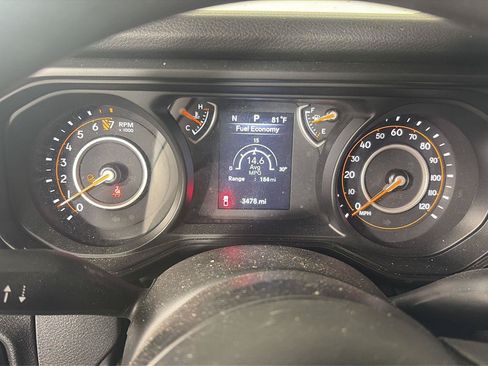 Used 2024 Jeep Gladiator Sport AWD/4WD image 6