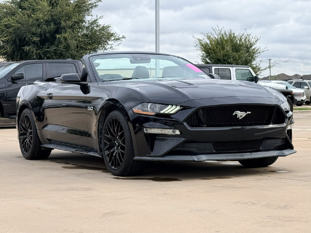 Used 2018 Ford Mustang GT Premium w/ GT Performance Package RWD image 7