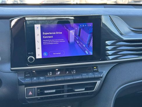 Used 2025 Toyota Camry LE image 19