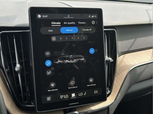 New 2026 Volvo XC60 B5 Plus w/ Protection Package Premier image 5