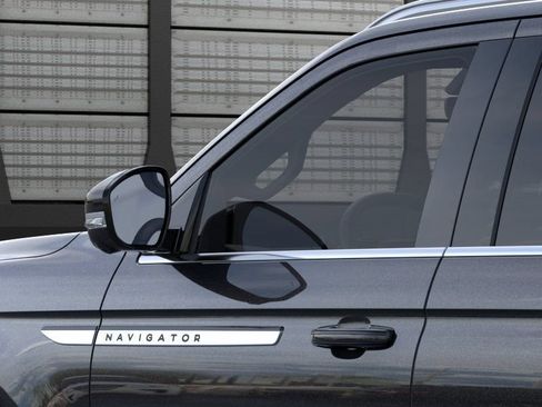 New 2026 Lincoln Navigator L Reserve AWD/4WD image 20