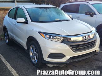 Used 2021 Honda HR-V LX video 1