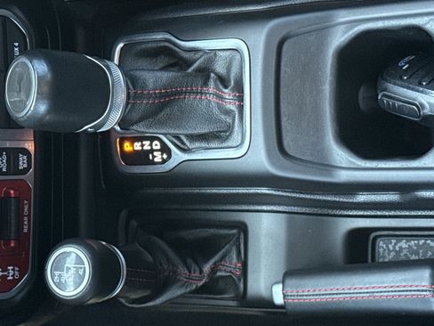 Used 2021 Jeep Wrangler Unlimited Rubicon image 26